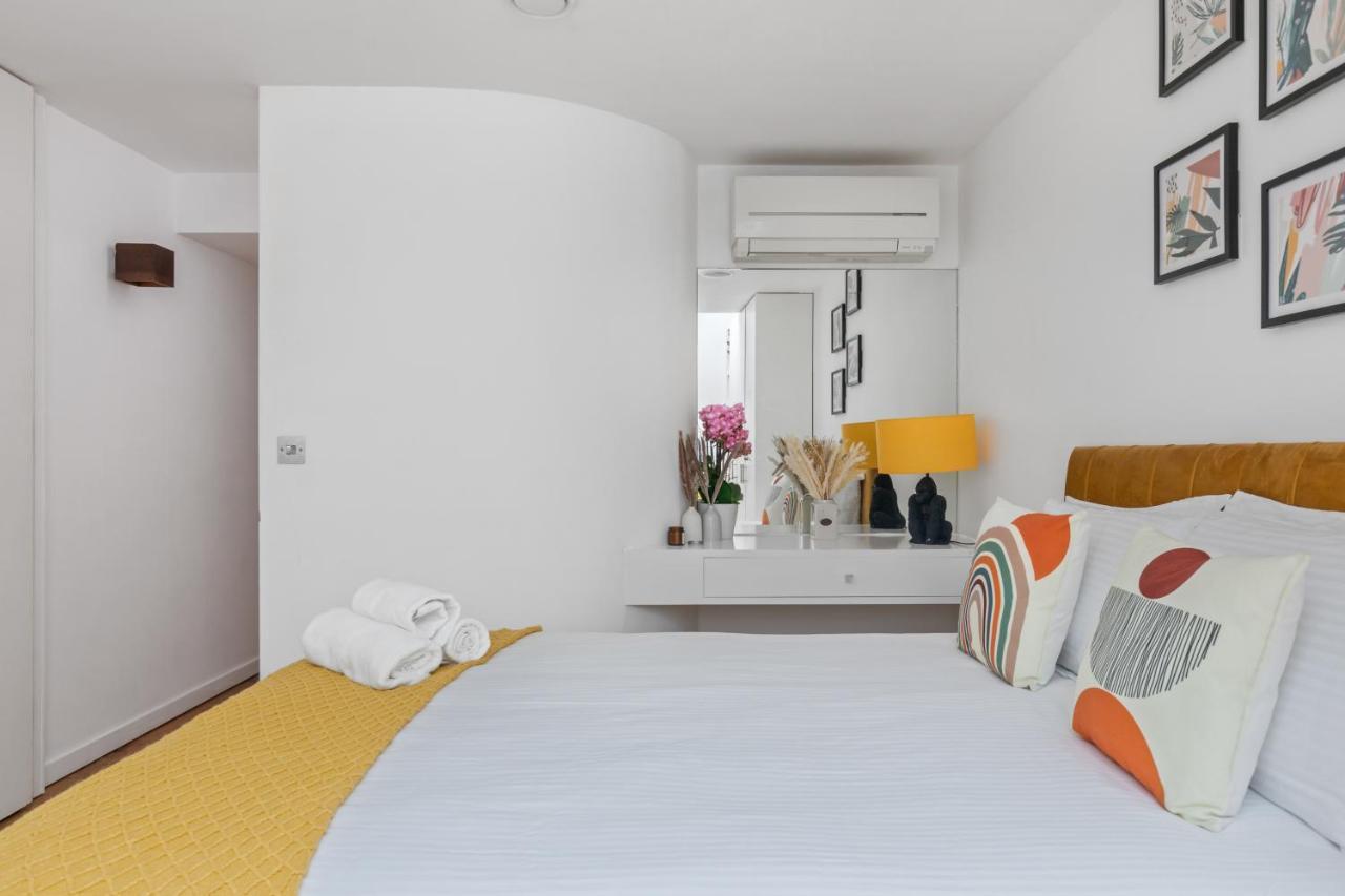 Trafalgar Square Arty Apartment Londra Esterno foto