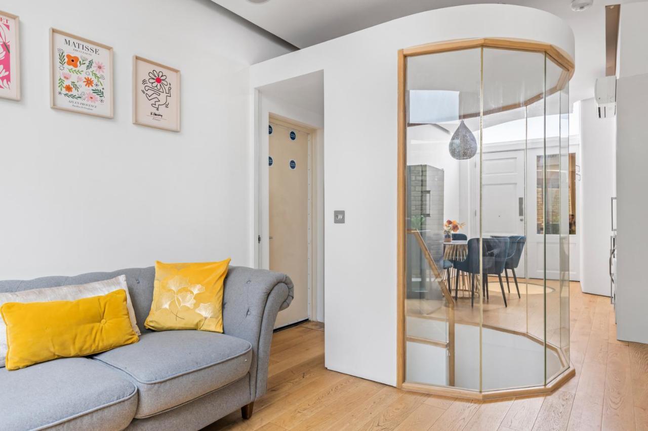 Trafalgar Square Arty Apartment Londra Esterno foto